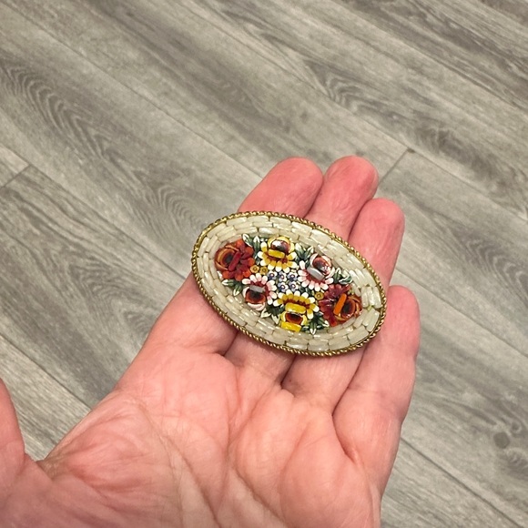 Vintage Italian Micro Mosaic Floral Oval Brooch - Picture 6 of 7